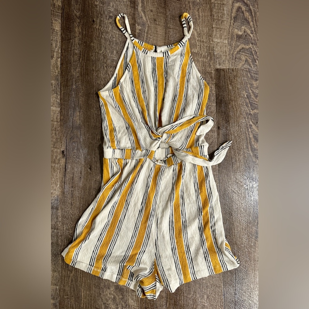 Love Tree one-piece romper, yellow, white, and black. Size Large
